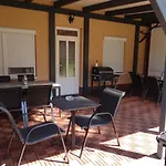 Apartment La *